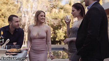 play Sexy diva del sexo sabe como tener sexo muy duro