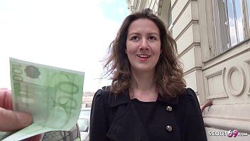 play zahlte 100 Euro für xxx pro Zuschauer