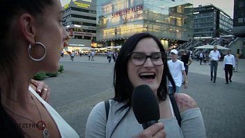play Xxx con chicas rusas de la ciudad y del campo, pero la del campo es mas sexy