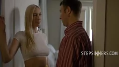 play Hermanastra Kay Lovely Fucked Hard por su tabú, hermanastro Chad Alva